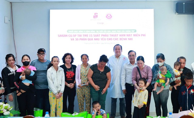 Saigon Co.op tổ chức chương trình "Nụ cười của bạn, hạnh phúc của chúng tôi"- Ảnh 1.
