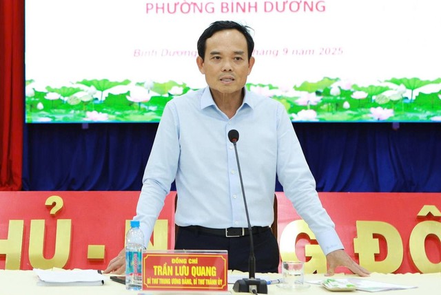 Bí thư Thành ủy Trần Lưu Quang làm việc với phường Bình Dương- Ảnh 1.