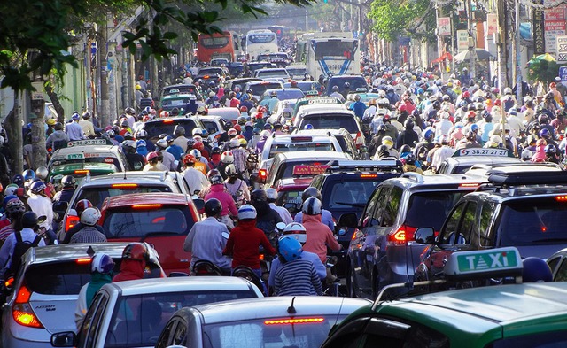 TPHCM: Nhận diện 'nút thắt' nhiệm kỳ 2020-2025, bứt phá trong kỷ nguyên mới- Ảnh 1.