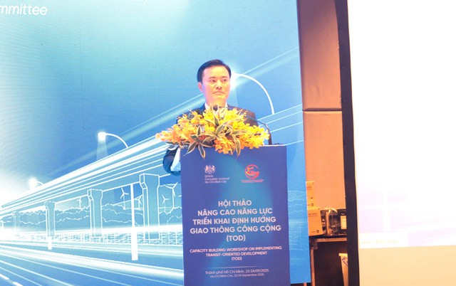TPHCM hợp tác với Vương quốc Anh phát triển đô thị định hướng giao thông công cộng (TOD)- Ảnh 2.