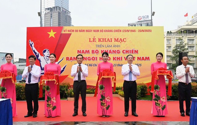 TPHCM tổ chức triển lãm ảnh kỷ niệm 80 năm Ngày Nam Bộ kháng chiến- Ảnh 1.