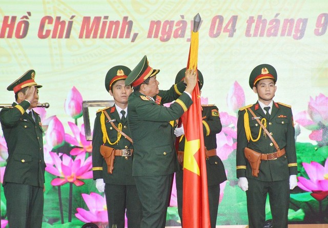 Bộ Tư lệnh TPHCM được Chủ tịch nước tặng Huân chương Quân công hạng ba- Ảnh 1.