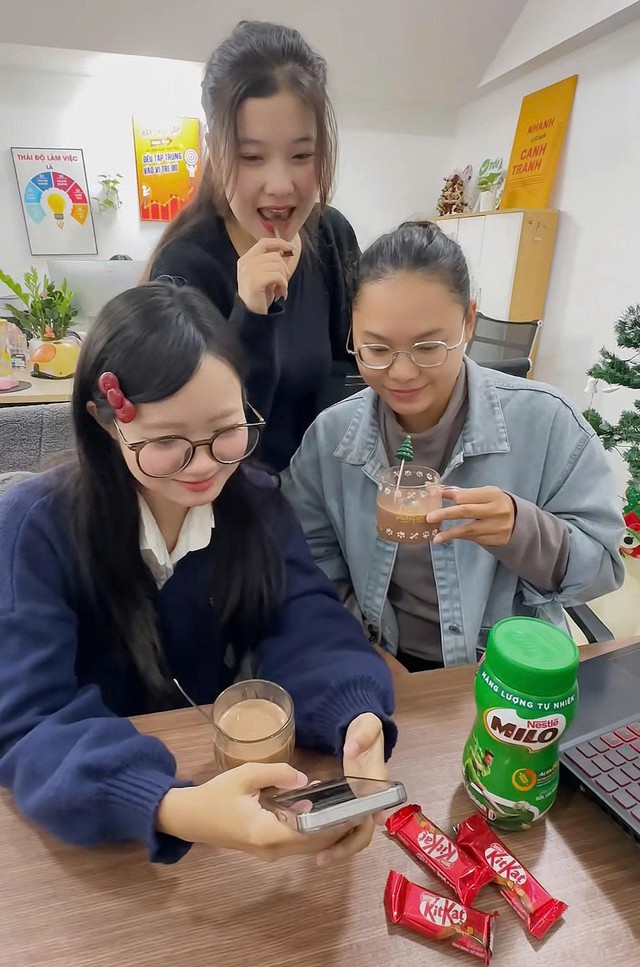 "Lịch Tết Hôm Nay" với thông điệp: Tết không nằm ở ngày tháng, mà ở phút giây bên nhau- Ảnh 2.