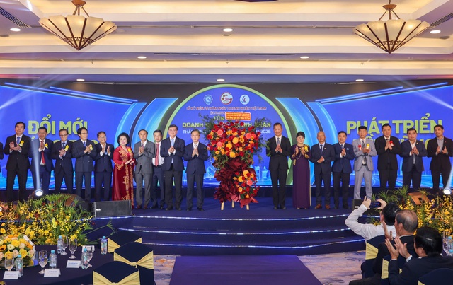 Xây dựng doanh nghiệp Việt Nam có năng lực cạnh tranh mạnh, thương hiệu vươn tầm quốc tế- Ảnh 2. Xây dựng doanh nghiệp Việt Nam có năng lực cạnh tranh mạnh, thương hiệu vươn tầm quốc tế- Ảnh 2.