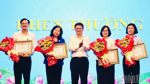 Thành phố đặt mục tiêu hỗ trợ đào tạo nghề, tạo việc làm cho 7.000 người khuyết tật- Ảnh 1. Thành phố đặt mục tiêu hỗ trợ đào tạo nghề, tạo việc làm cho 7.000 người khuyết tật- Ảnh 1.