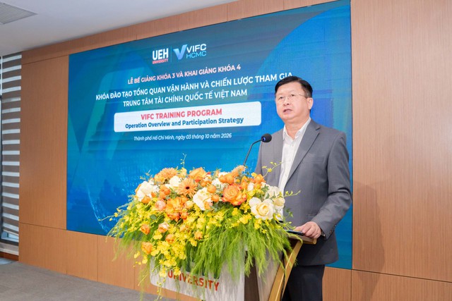 VIFC-HCMC và UEH: Tiếp tục triển khai đào tạo nguồn nhân lực chất lượng cao cho VIFC - Ảnh 1.