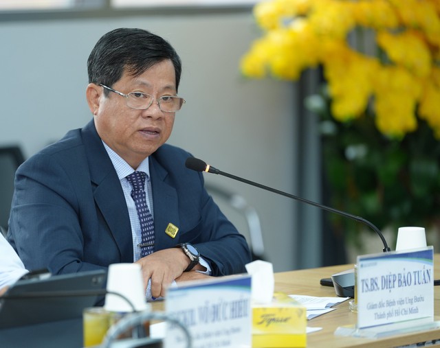 Bệnh viện Ung Bướu TPHCM tăng cường hợp tác nâng cao hiệu quả điều trị ung thư - Ảnh 2.