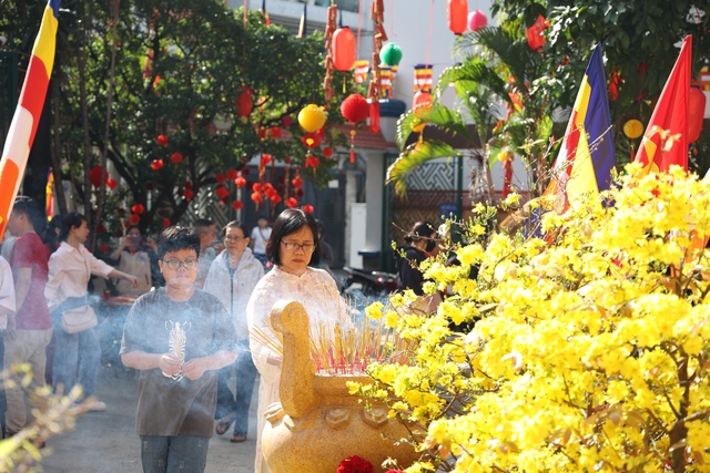 Nhiều hoạt động văn hóa, du xuân trong ngày đầu năm mới- Ảnh 9.