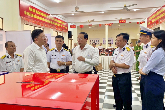 Kiểm tra công tác chuẩn bị tại 4 khu vực bầu cử sớm ở TPHCM- Ảnh 1. Kiểm tra công tác chuẩn bị tại 4 khu vực bầu cử sớm ở TPHCM- Ảnh 1.