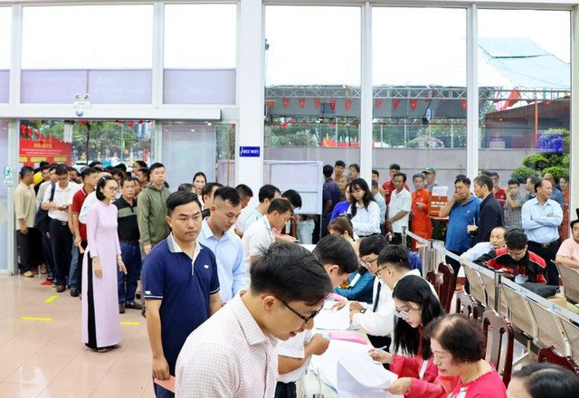 Doanh nghiệp không tổ chức tăng ca, làm thêm giờ ngày bầu cử 15/3- Ảnh 1.