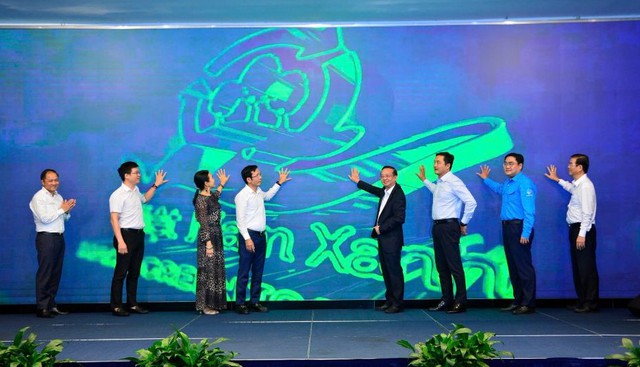 Xây dựng TPHCM trở thành trung tâm chuyển đổi xanh của khu vực- Ảnh 2.