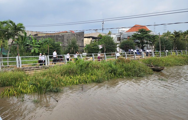 Di dời nhà ven kênh: Không để người dân bị thiệt thòi, ảnh hưởng đến đời sống- Ảnh 2.