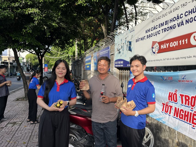 TPHCM: Hơn 142.000 thí sinh bước vào kỳ thi tốt nghiệp THPT năm 2026- Ảnh 4. TPHCM: Hơn 142.000 thí sinh bước vào kỳ thi tốt nghiệp THPT năm 2026- Ảnh 4.