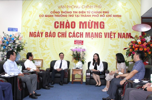 Lãnh đạo TPHCM mong muốn Báo Điện tử Chính phủ tiếp tục đồng hành, lan tỏa khát vọng phát triển của Thành phố- Ảnh 2. Lãnh đạo TPHCM mong muốn Báo Điện tử Chính phủ tiếp tục đồng hành, lan tỏa khát vọng phát triển của Thành phố- Ảnh 2.