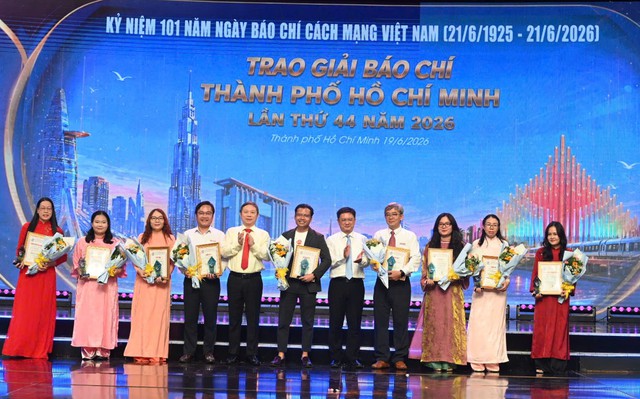 72 tác phẩm được vinh danh tại Giải Báo chí TPHCM lần thứ 44- Ảnh 2. 72 tác phẩm được vinh danh tại Giải Báo chí TPHCM lần thứ 44- Ảnh 2.
