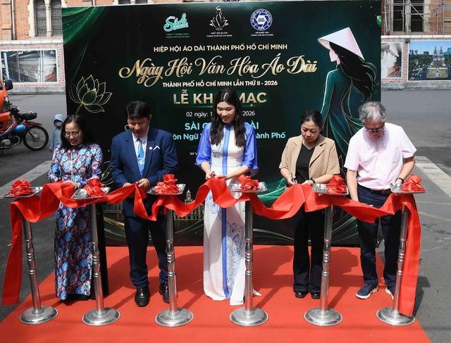 Lan tỏa giá trị áo dài tại Ngày hội Văn hóa áo dài TPHCM lần thứ II- Ảnh 1. Lan tỏa giá trị áo dài tại Ngày hội Văn hóa áo dài TPHCM lần thứ II- Ảnh 1.