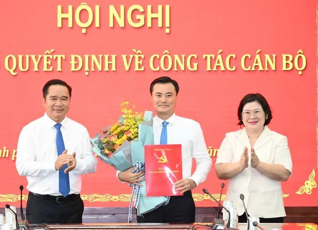Đồng chí Bùi Xuân Cường giữ chức Bí thư Đảng ủy phường Sài Gòn- Ảnh 1.