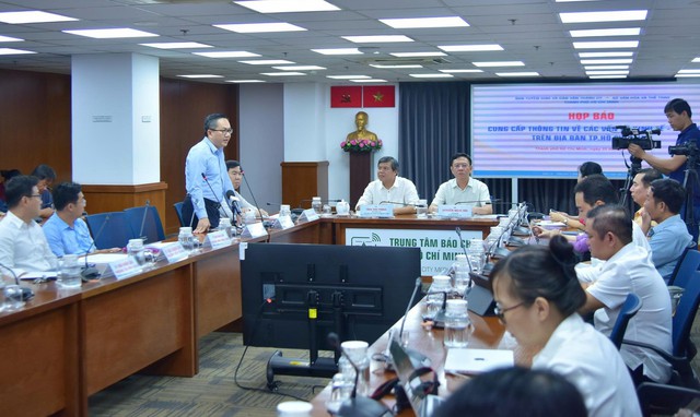 Hỗ trợ người dân tái định cư, đẩy mạnh xây dựng công dân số- Ảnh 2.