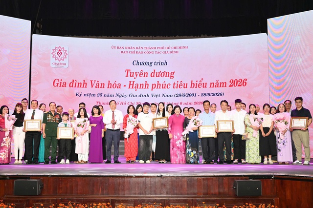 Tuyên dương 104 gia đình văn hóa - hạnh phúc tiêu biểu năm 2026- Ảnh 1.