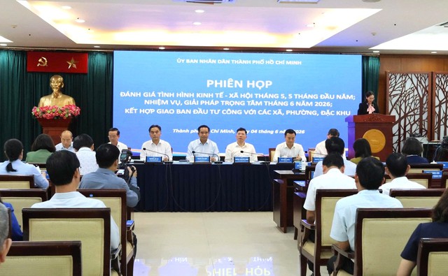 Kinh tế Thành phố duy trì đà tăng trưởng tích cực, đẩy mạnh giải ngân vốn đầu tư công- Ảnh 1.