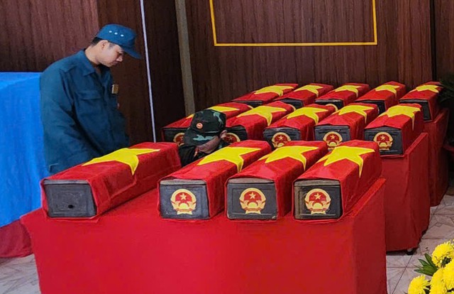 Phát hiện thêm 13 hài cốt liệt sĩ tại Công viên Lê Thị Riêng- Ảnh 3. Phát hiện thêm 13 hài cốt liệt sĩ tại Công viên Lê Thị Riêng- Ảnh 3.