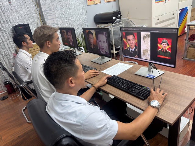 Tiếp nhận đăng ký phục dựng ảnh liệt sĩ cho thân nhân và gia đình chính sách- Ảnh 1. Tiếp nhận đăng ký phục dựng ảnh liệt sĩ cho thân nhân và gia đình chính sách- Ảnh 1.