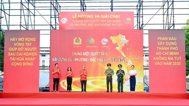 Xử lý 2.680 đối tượng vi phạm pháp luật về ma túy trong Tháng hành động năm 2026- Ảnh 1. Xử lý 2.680 đối tượng vi phạm pháp luật về ma túy trong Tháng hành động năm 2026- Ảnh 1.