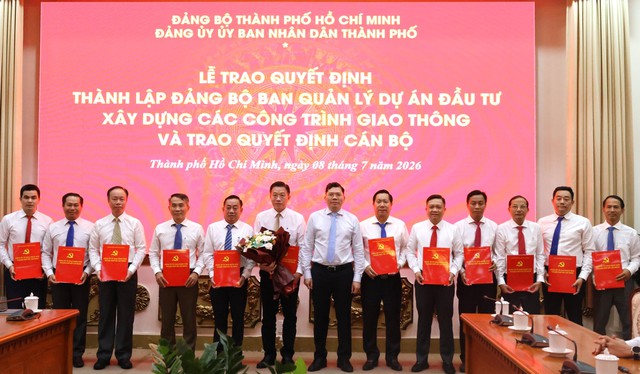 Thành lập Đảng bộ Ban Quản lý dự án đầu tư xây dựng các công trình giao thông TPHCM- Ảnh 2.