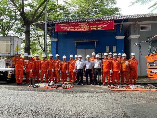 EVNHCMC diễn tập phòng chống thiên tai, tìm kiếm cứu nạn năm 2026- Ảnh 1. EVNHCMC diễn tập phòng chống thiên tai, tìm kiếm cứu nạn năm 2026- Ảnh 1.