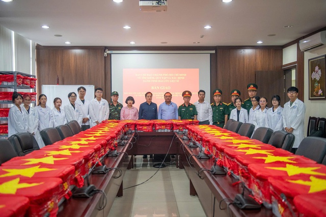 Hơn 7.100 mẫu hài cốt liệt sĩ giám định ADN từ TPHCM đã đến Hà Nội- Ảnh 7. Hơn 7.100 mẫu hài cốt liệt sĩ giám định ADN từ TPHCM đã đến Hà Nội- Ảnh 7.