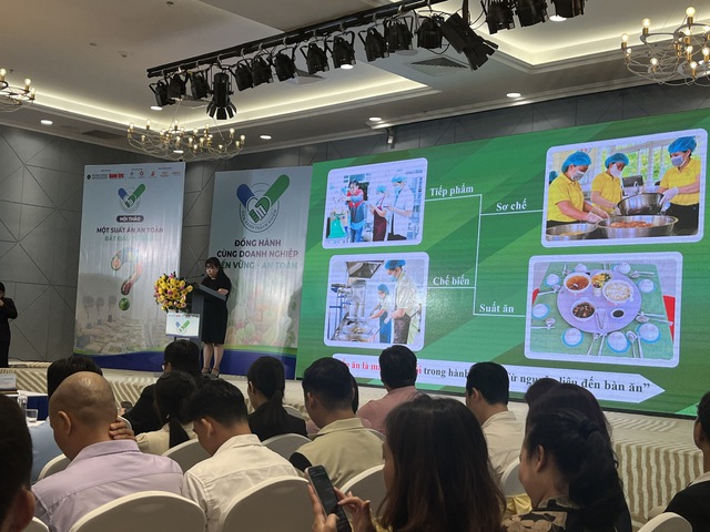 Thúc đẩy hình thành các “bếp ăn Tick xanh”, bảo đảm an toàn bữa ăn học đường- Ảnh 2.
