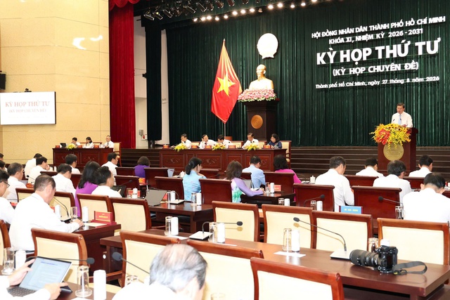 HĐND TPHCM khóa XI họp kỳ thứ 4, xem xét 41 dự thảo nghị quyết quan trọng- Ảnh 1. HĐND TPHCM khóa XI họp kỳ thứ 4, xem xét 41 dự thảo nghị quyết quan trọng- Ảnh 1.