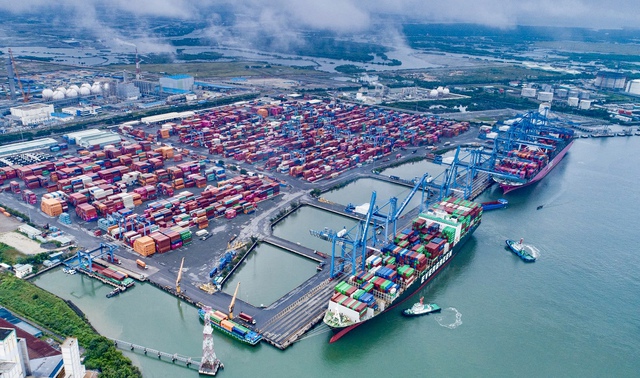 TPHCM định hình không gian phát triển cảng biển mới- Ảnh 1. TPHCM định hình không gian phát triển cảng biển mới- Ảnh 1.