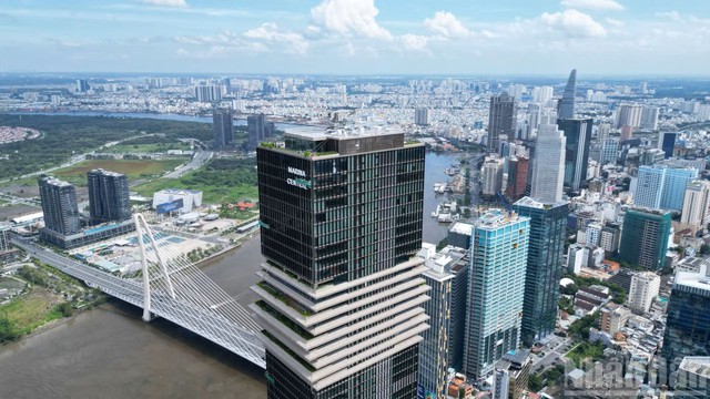 Từ quy mô đầu tàu kinh tế đến yêu cầu đột phá nhân lực quản trị tại TPHCM- Ảnh 1.