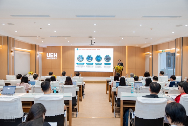 Từ quy mô đầu tàu kinh tế đến yêu cầu đột phá nhân lực quản trị tại TPHCM- Ảnh 3.