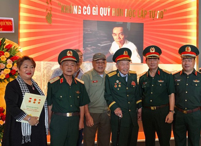 Khánh thành Nhà tưởng niệm Anh hùng Lực lượng vũ trang nhân dân Phạm Xuân Ẩn- Ảnh 3. Khánh thành Nhà tưởng niệm Anh hùng Lực lượng vũ trang nhân dân Phạm Xuân Ẩn- Ảnh 3.