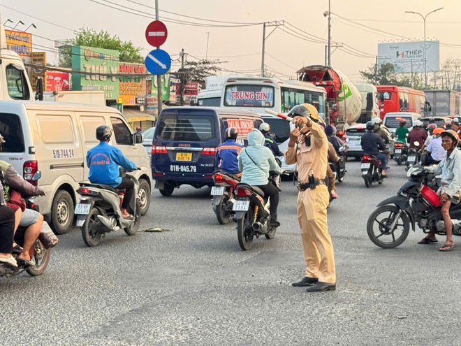 Các nhà ga, sân bay sẵn sàng phục vụ nhu cầu đi lại dịp Tết Dương lịch 2026- Ảnh 6. Các nhà ga, sân bay sẵn sàng phục vụ nhu cầu đi lại dịp Tết Dương lịch 2026- Ảnh 6.