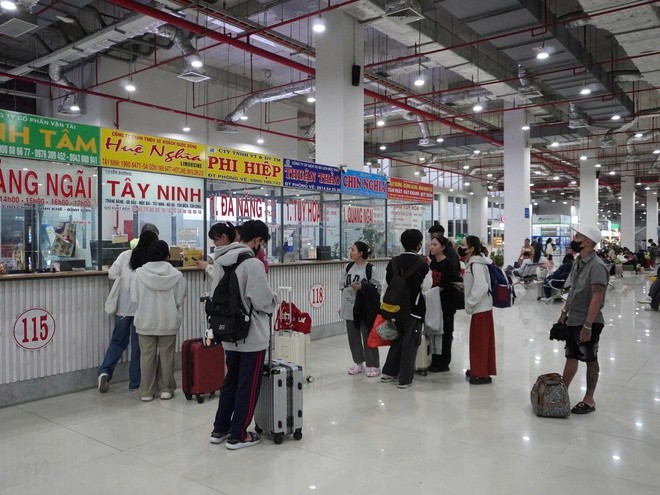 Các nhà ga, sân bay sẵn sàng phục vụ nhu cầu đi lại dịp Tết Dương lịch 2026- Ảnh 1. Các nhà ga, sân bay sẵn sàng phục vụ nhu cầu đi lại dịp Tết Dương lịch 2026- Ảnh 1.