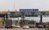 TPHCM có hơn 45% ô tô dán thẻ thu phí không dừng