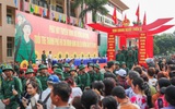 Thanh niên TPHCM hăng hái lên đường nhập ngũ