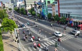 Sáng đầu tiên phân làn đảo chiều trên đường Cộng Hòa, giao thông ổn định