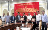 Tiếp nhận hồ sơ chôn cất 21 liệt sĩ và nhiều tư liệu chiến tranh