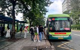 Tăng cường 13 xe buýt 80 chỗ phục vụ sinh viên Đại học Quốc gia TPHCM giờ cao điểm