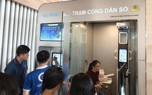 C&#244;ng an TPHCM ra mắt “Trạm c&#244;ng d&#226;n số” phục vụ người d&#226;n