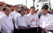 Xử lý sạt lở bờ kênh Tàu Hủ: Hoàn thành trước Tết Nguyên đán