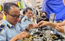 TPHCM: Kiên quyết ngăn chặn, đẩy lùi tình trạng buôn lậu, gian lận thương mại