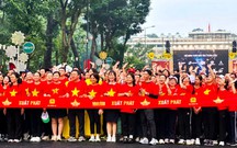 TPHCM hưởng ứng chương tr&#236;nh &quot;C&#249;ng Việt Nam tiến bước&quot;