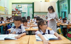 Kiểm tra cuối kỳ cấp tiểu học: Không chạy theo thành tích, gây áp lực