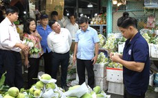 L&#227;nh đạo Th&#224;nh phố kiểm tra c&#244;ng t&#225;c chuẩn bị h&#224;ng h&#243;a phục vụ Tết tại c&#225;c chợ đầu mối