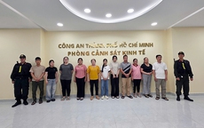 Công an Thành phố triệt phá đường dây nước hoa giả, thu giữ gần 20.000 chai